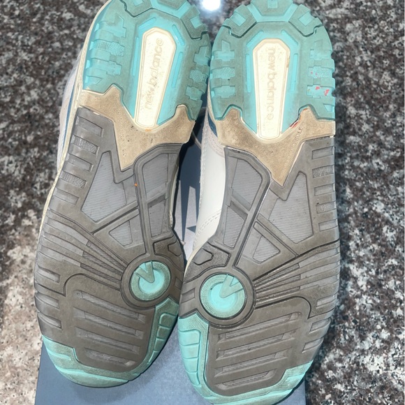 Kids New Balance 550 ๐ - Picture 5 of 9